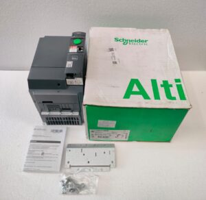 SCHNEIDER ELECTRIC ATV320U75N4B 7.5KW - 10HP 3 PHASE AC DRIVE