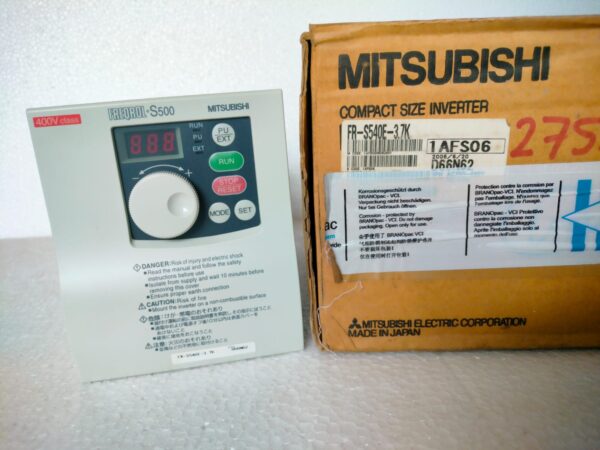 MITSUBISHI 2 NEW MITSUBISHI FR-S540E-3 3.7KW 5HP 3PHASE AC DRIVE