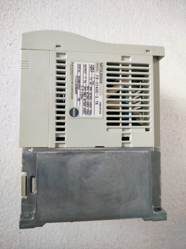 MITSUBISHI 4 NEW MITSUBISHI FR-S540E-3 3.7KW 5HP 3PHASE AC DRIVE