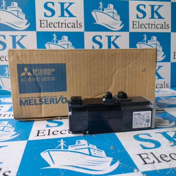 MOTOR 3 NEW MITSUBISHI ELECTRIC HF-KP13B 100W AC SERVO MOTOR