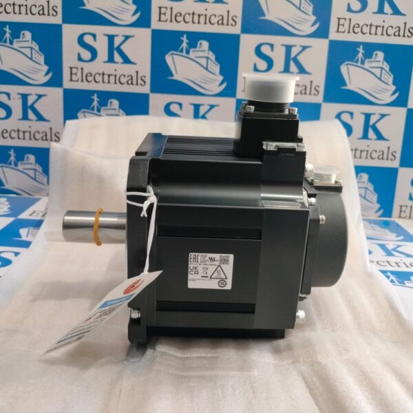 MOTOR2 4 NEW MITSUBISHI ELECTRIC HG-SN152J 1.5KW AC SERVO MOTOR