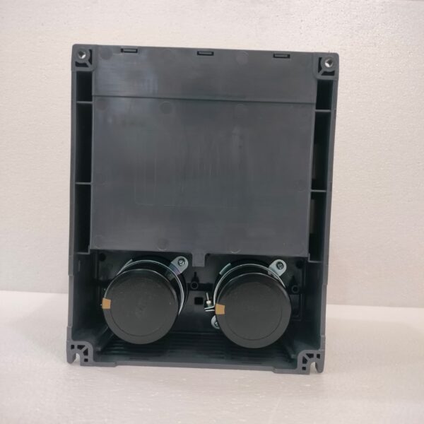 Y 6 Mitsubishi Electric FR-E740-300-EC 15kW 20HP 3-Phase AC Inverter Drive 380-480V